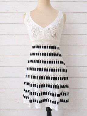 Knit Mix White and Black Knit V-Neck Sundress Size S